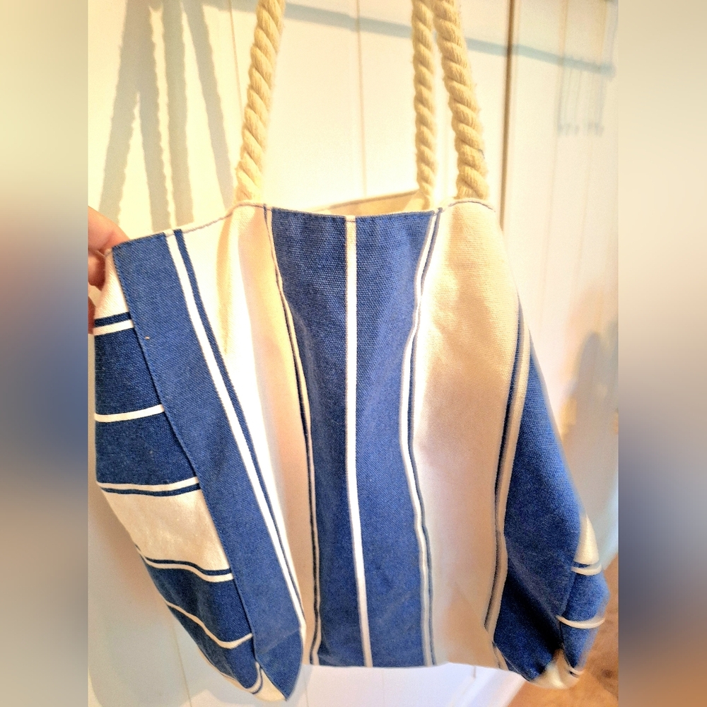 Lancome Paris Blue and White Nautical Tote Bag - Picture 3 of 4